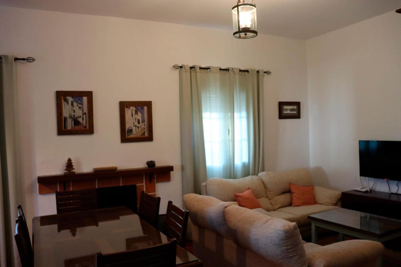 Guadalcanal Casa Almendro Ruralヴィラ エクステリア 写真